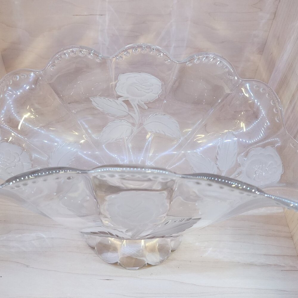 Beautiful Vintage Floral Glass Bowl